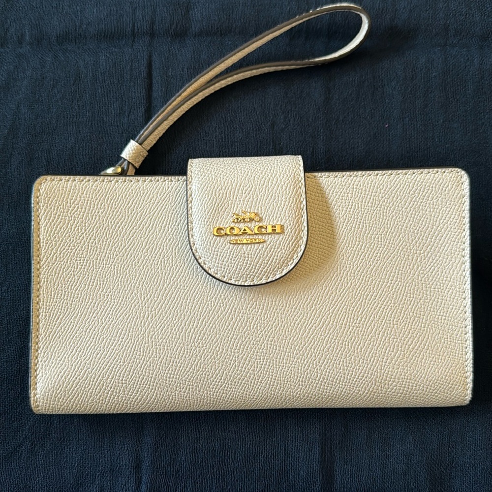 Coach Gold Metallic Wristlet Wallet